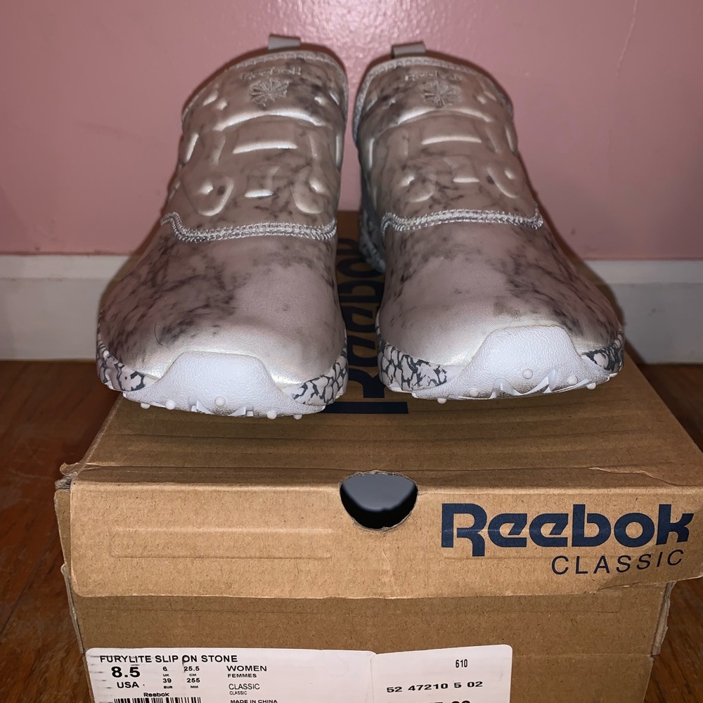 Reflective Reebok Slip On - Picture 4 of 4